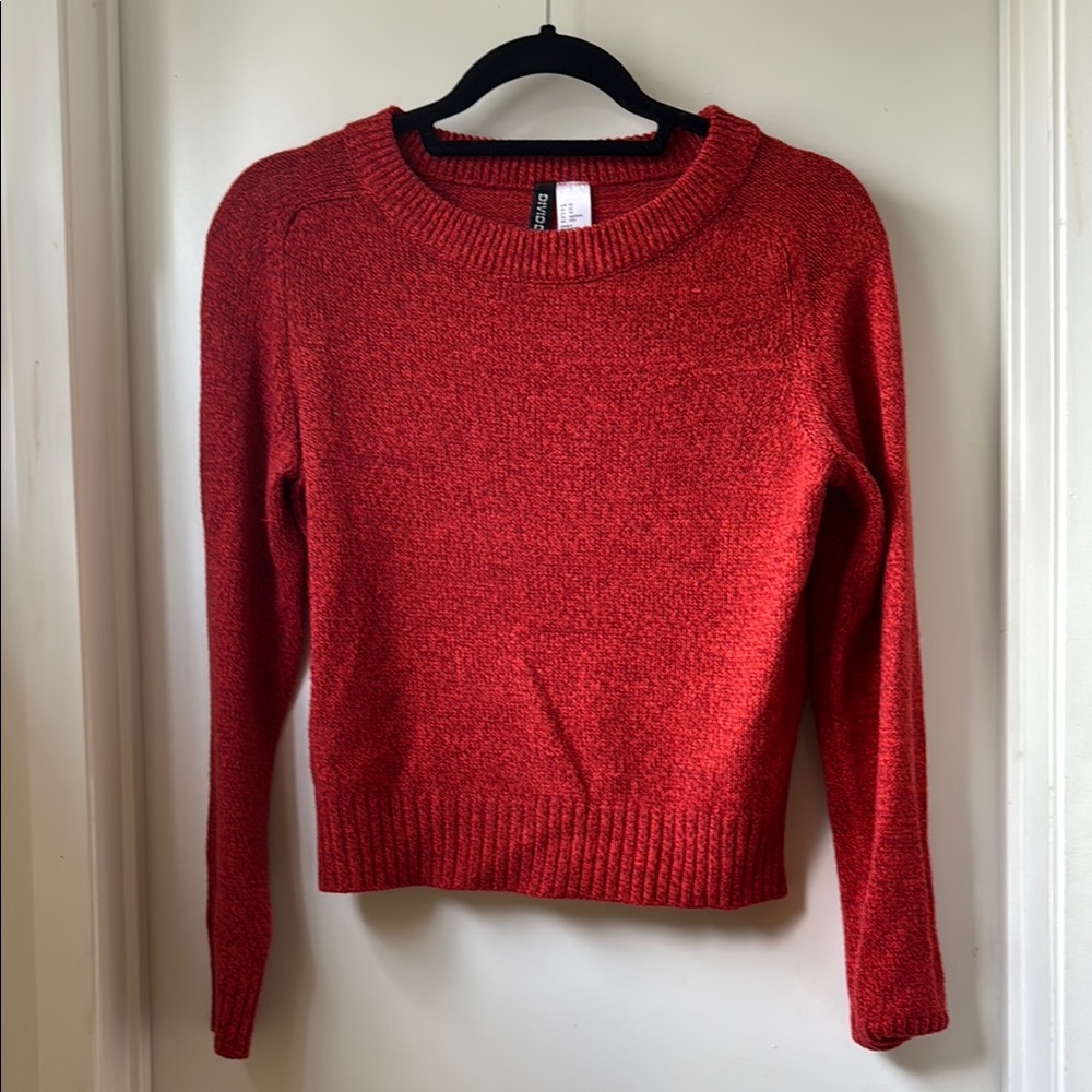 H&M Red Crew Neck Sweater with Ribbed Knit